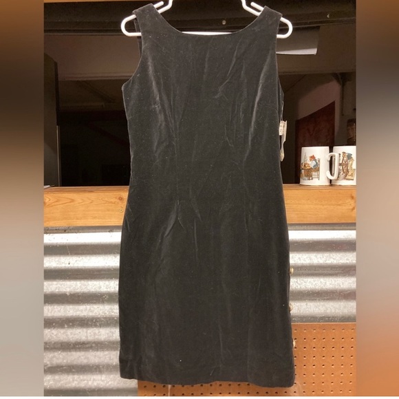 Rebecca Thomas Pearl accented dress sz. 8 NWT - Picture 1 of 6